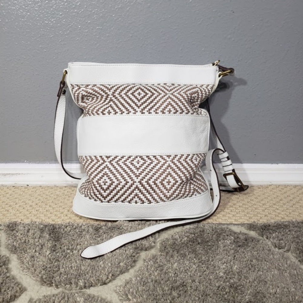 SOLD Elliott Lucca Bali Woven Crossbody Bag - Picture 3 of 8